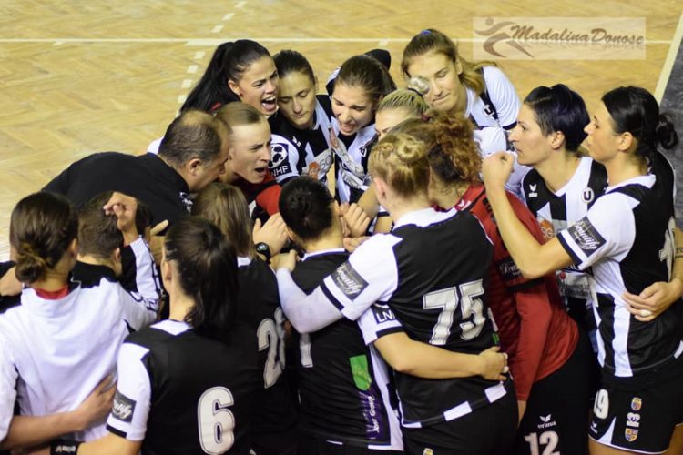 HANDBAL – Liga Florilor – CSM Slatina și „U” Cluj Napoca rămân în prima ligă