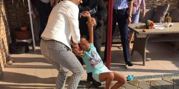 Țiganu` cu sacu`, ambulanța neagră și procuroarea abuzivă