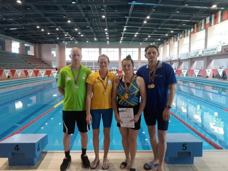 ÎNOT – Masters – Gold Stars Baia Mare a cucerit 20 de medalii, dintre care 15 de aur