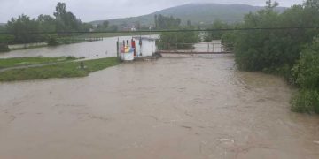 Inundații în mai multe județe. ATENȚIONARE din partea meteorologilor