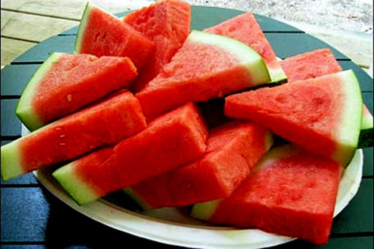 Pepenele românesc a apărut în pieţe. Cum afli dacă e copt și proaspăt