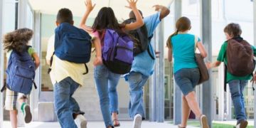 Recomandările polițiștilor adresate copiilor pentru o vacanță fără evenimente negative