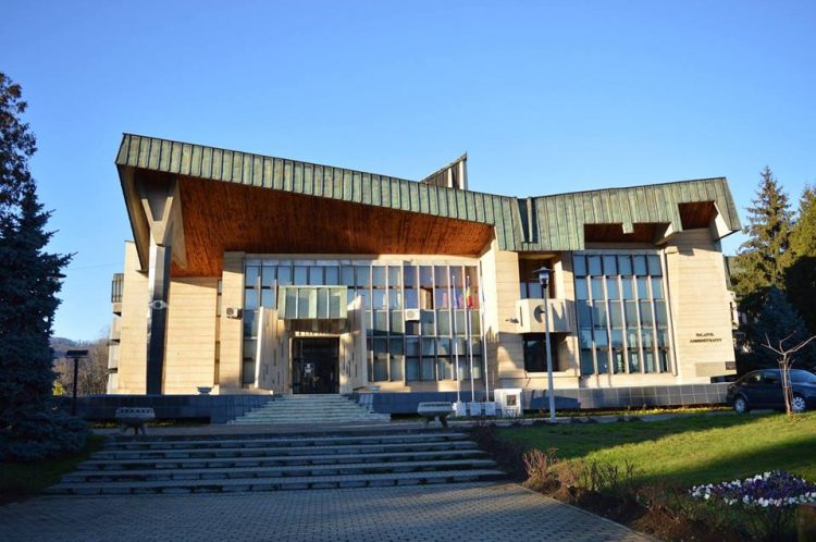 Consiliul Judeţean Maramureş face angajări