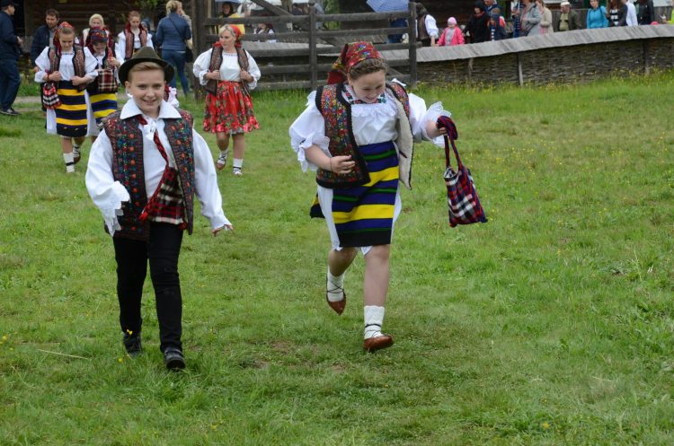 Copiii din Sighetu Marmației, vacanță ca la bunici în mijlocul orașului. Cum este posibil