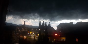 Atenție maramureșeni. Se vor semnala intensificări puternice ale vântului, vijelie și grindină