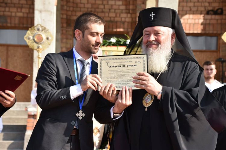 Înaltpreasfințitul Părinte † Andrei Andreicuț a fost numit Cetățean de Onoare al Județului Maramureș
