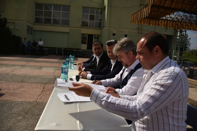 Peste trei milioane de lei alocați pentru reabilitarea bazinului descoperit de înot din cadrul CSN ”Lascăr Pană”