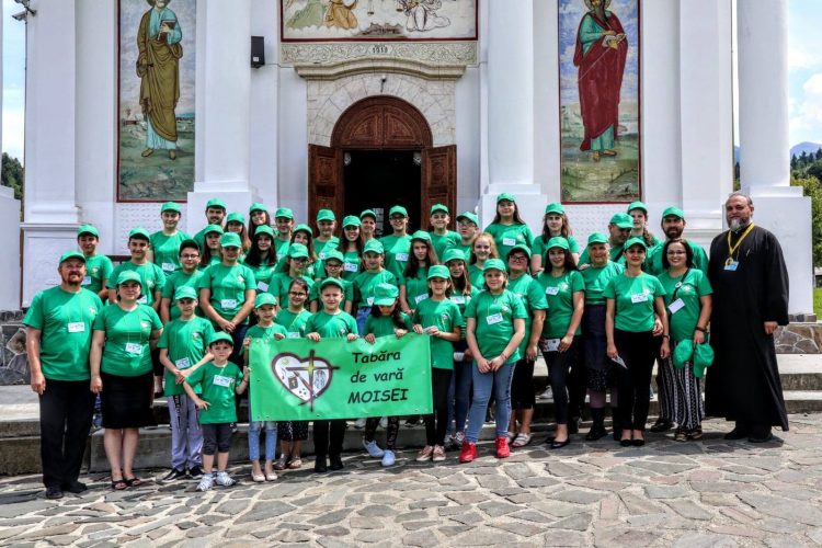 Tabără pentru copii la Mănăstirea Moisei – FOTO