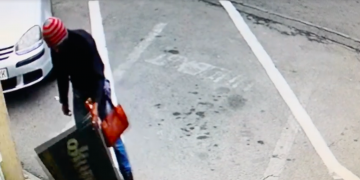 În Baia Mare se fură…totul! Cu ce a plecat un bărbat de la magazin – VIDEO