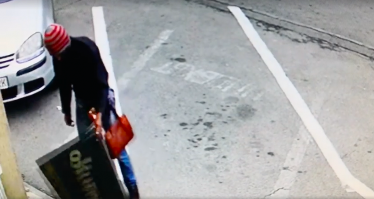 În Baia Mare se fură…totul! Cu ce a plecat un bărbat de la magazin – VIDEO