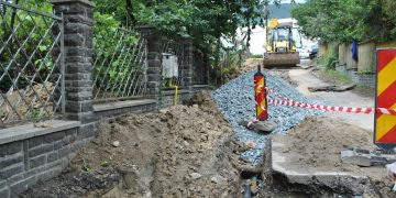 BAIA MARE – lucrări de modernizare la rețeaua de apă pe strada Ciocârliei