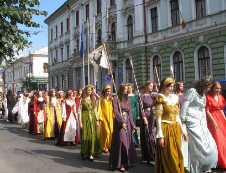 Festivalul de muzică şi artă medievală „Aeternus Maramorosiensis” – Sighetu Marmaţiei