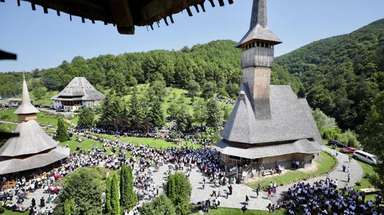 Un colţ de RAI autentic. Mănăstirea Bârsana, DAR de la Dumnezeu pentru maramureşeni