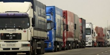 UNTRR solicită Guvernului, MFP și MT suplimentarea bugetului alocat în 2019 restituirii supraaccizei pentru transportatorii rutieri