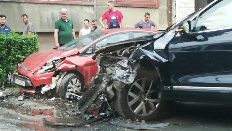 Ministrul Transporturilor, implicat într-un accident rutier
