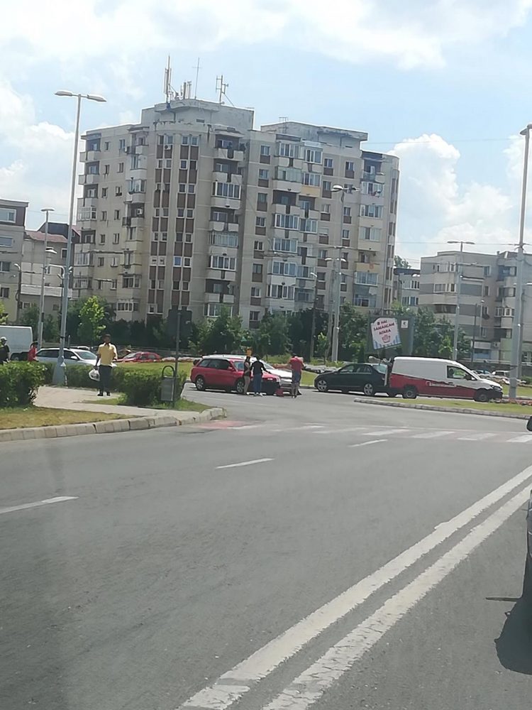 Ultima oră. Accident rutier în Baia Mare, în zona Catedralei Episcopale