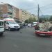 Accident rutier în Baia Mare, soldat cu mai mulţi răniţi. O maşină a ajuns pe plafon – FOTO