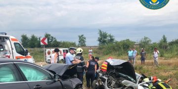 Coliziune violentă între două autoturisme, pe DN 19F la Odoreu. Una dintre maşini înmatriculată în Maramureş – foto