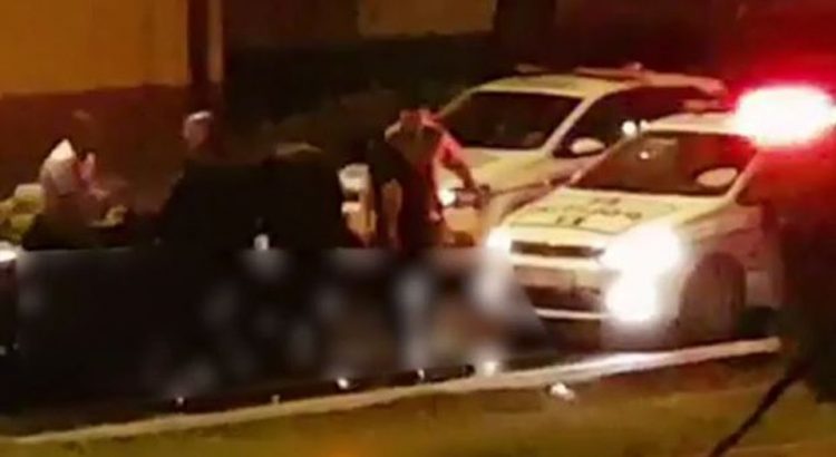 Scandal în plină stradă. Polițiștii băimăreni au fost nevoiți să intervină