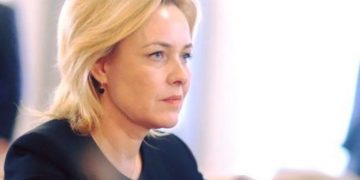 Ministrul Carmen Dan demisionează de la conducerea Ministerului de Interne