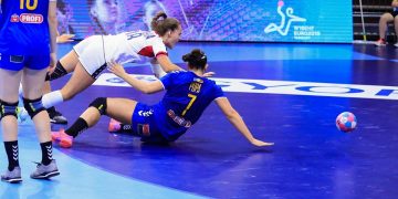 HANDBAL – România U19 pierde primul meci la Europene, dar merge în grupele principale
