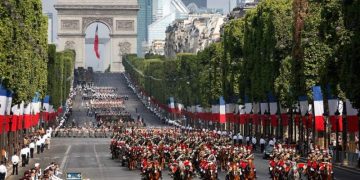 Europa celebrată prin parada militară de 14 iulie din Paris