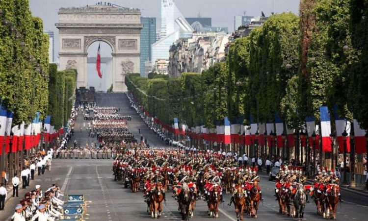 Europa celebrată prin parada militară de 14 iulie din Paris