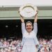 Simona Halep vine luni în România, cu trofeul de la Wimbledon