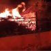 Incendiu violent la Negreşti-Oaş. Pompierii au intervenit mai bine de 4 ore şi jumătate pentru stingerea focului – Video