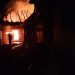 Incendiu violent la Negreşti-Oaş. Pompierii au intervenit mai bine de 4 ore şi jumătate pentru stingerea focului – Video