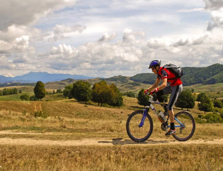 Omul de pe bicicletă: „Un peisaj de basm, pe care nu-l poți descrie decât cu un singur cuvânt: un paradis!”