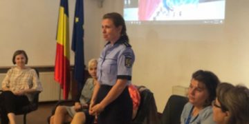 ORIENTARE ÎNTR-O CARIERĂ DE SUCCES- poliţiştii alături de echipa Next Generation