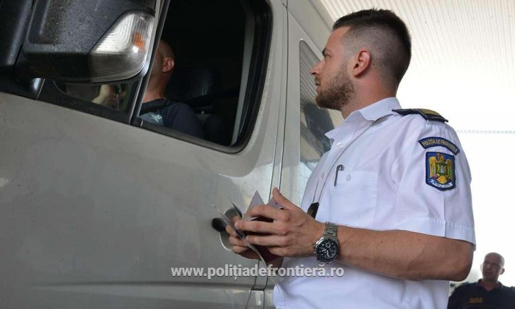 Condamnați la închisoare, unul din Maramureş, celălalt din Suceava, opriţi la frontieră