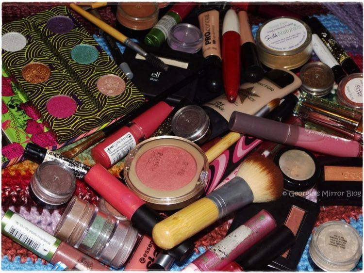 Produsele cosmetice în atenția comisarilor OPC. Ce au descoperit aceștia în Maramureș