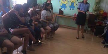 Poveşti de viaţă despre consumatori de droguri, prezentate copiilor sigheteni