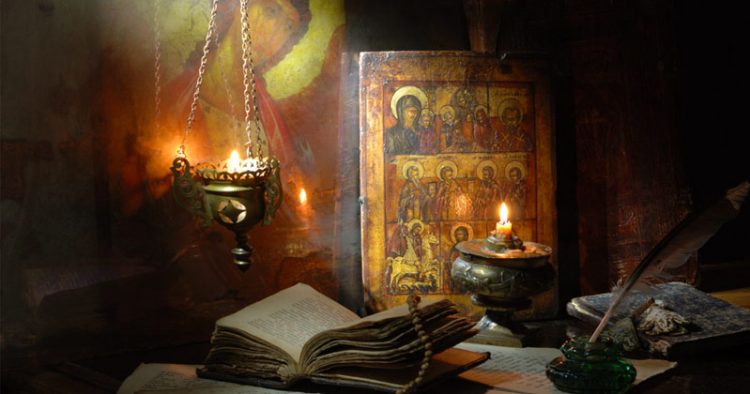 Începe Postul Adormirii Maicii Domnului