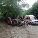 Elicopterul SMURD, solicitat pentru salvarea vieţii unei femei prinsă sub tractor – foto