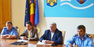 Ministrul Fifor ia măsuri: le-a cerut prefecților să își amâne concediile și să efectueze o analiză privind riscurile şi vulnerabilităţile fiecărui judeţ