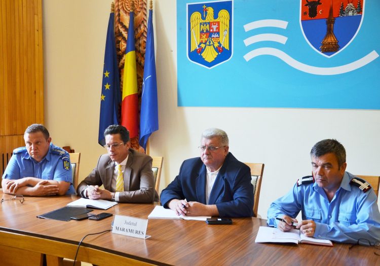 Ministrul Fifor ia măsuri: le-a cerut prefecților să își amâne concediile și să efectueze o analiză privind riscurile şi vulnerabilităţile fiecărui judeţ