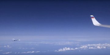 Un avion de vânătoare NATO s-a apropiat de aeronava ministrului rus al Apărării