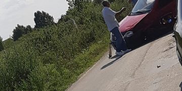 Accident la intrare în Pribilești. Trafic blocat