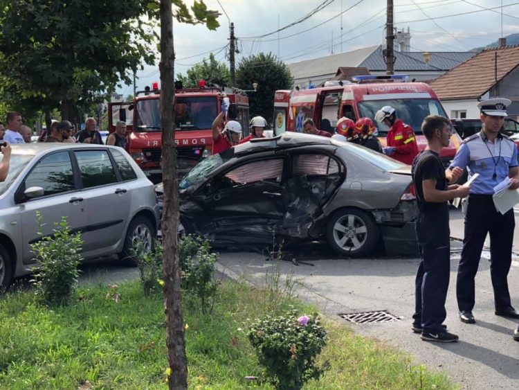 Ziua accidentelor în Baia Mare. Accident cumplit pe str. Vasile Lucaciu, în care şi-a pierdut viaţa o persoană de 34 de ani