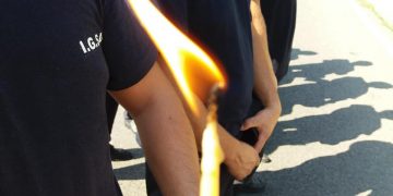 Momente de tristețe, flori și lumânări la ISU Maramureș: „Nu te vom uita niciodată…”