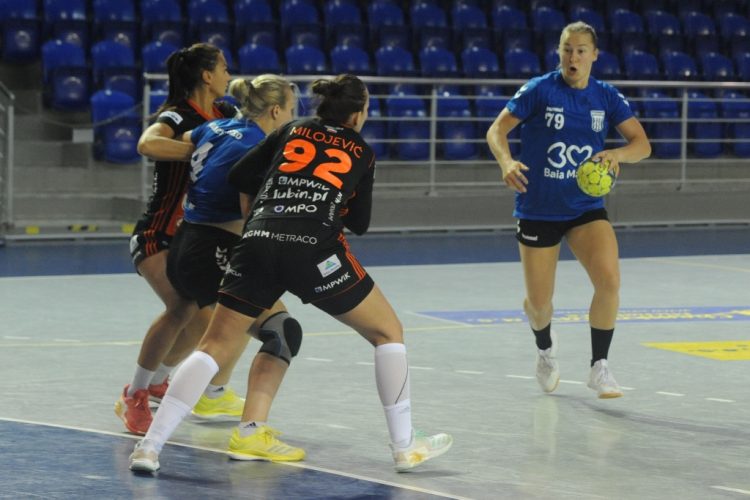 HANDBAL – Meci amical – CS Minaur a terminat la egalitate în deplasarea de la Corona Brașov