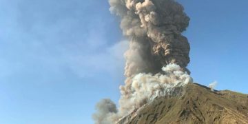 Vulcanul din insula Stromboli a erupt din nou
