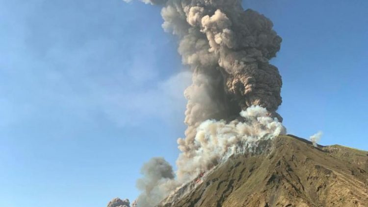 Vulcanul din insula Stromboli a erupt din nou
