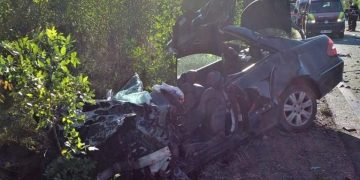 Coliziune mortală între un autocar cu 24 de pasageri şi un Mercedes, pe DN1