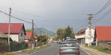 Accident în zona Vivo Mall. Trafic îngreunat, coadă interminabilă