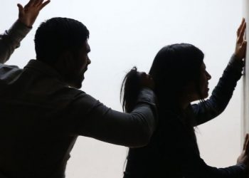 Ordine de protecţie emise ieri de poliţiştii din Ulmeni, pe numele a doi soţi agresivi