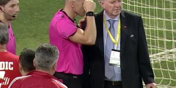 FOTBAL – Universitatea Craiova, amendată şi sancţionată de UEFA cu disputarea a trei meciuri fără spectatori